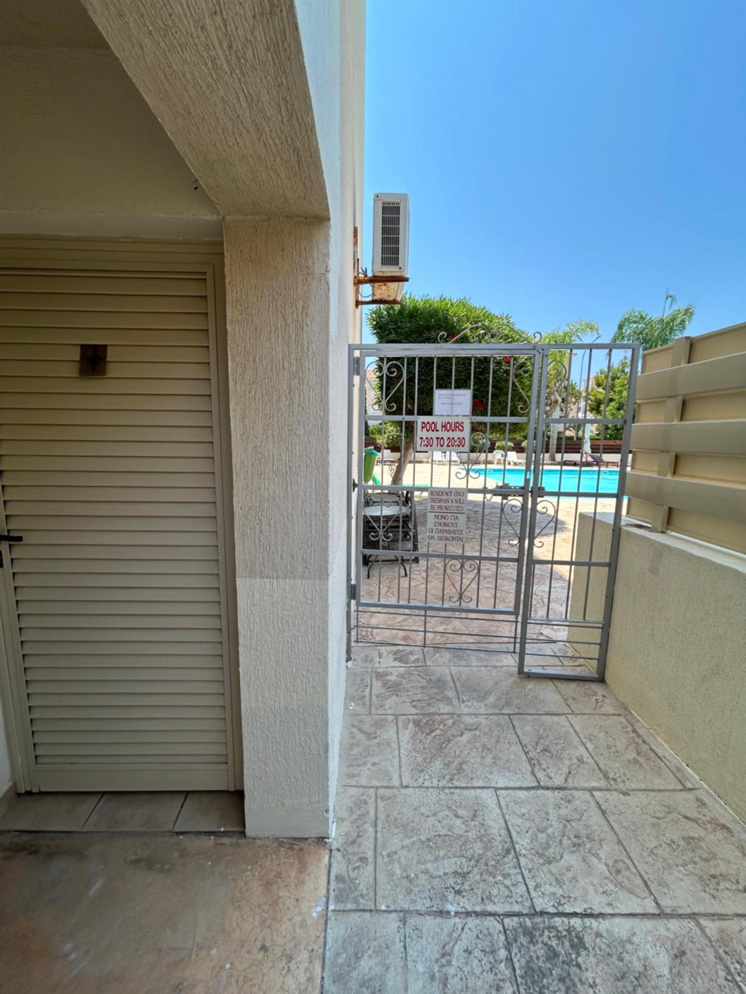 Private Apartment At Aristo Universe III With Pool Paphos Exterior foto